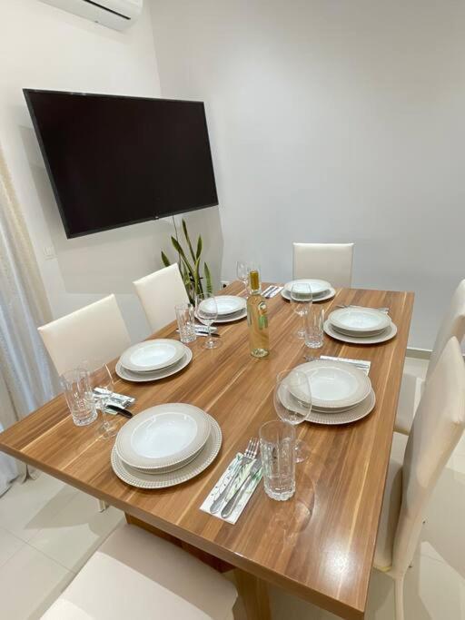 The Cosy Nest - Breakfast Lncluded Apartment Rhodes City Bagian luar foto